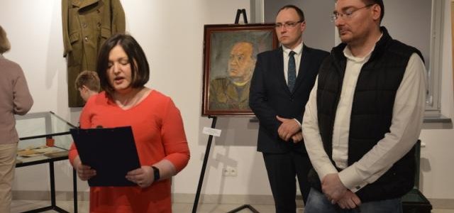 W dniu 25 kwietnia w Miejskiej Galerii Sztuki działającej przy Miejskiej Bibliotece Publicznej w Limanowej, odbył się wernisaż wystawy